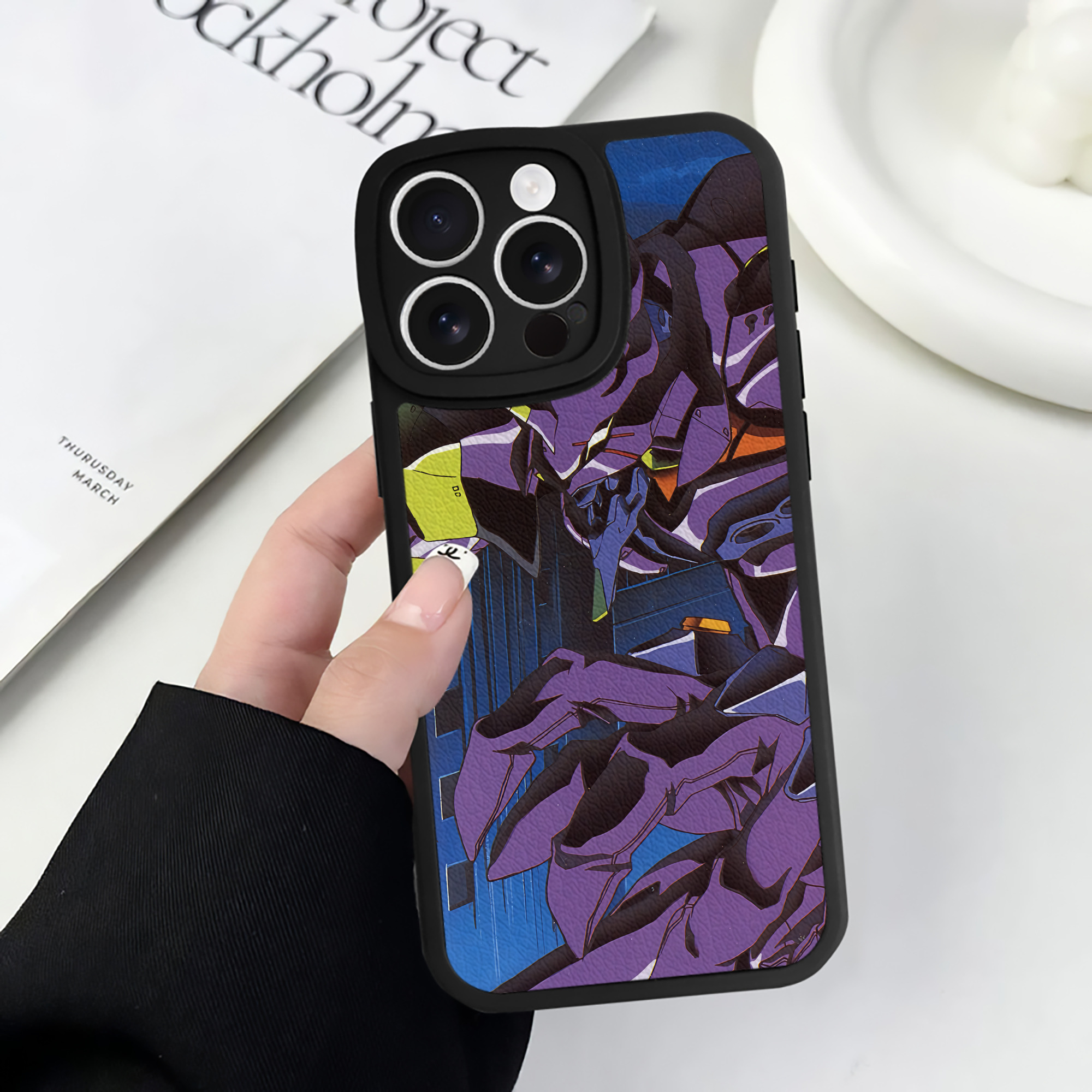 （画像用） EVA 新世紀エヴァンゲリオン 【iPhone 16シリーズ対応】シリコンスマホケース（レザー調） 材質：シリコン